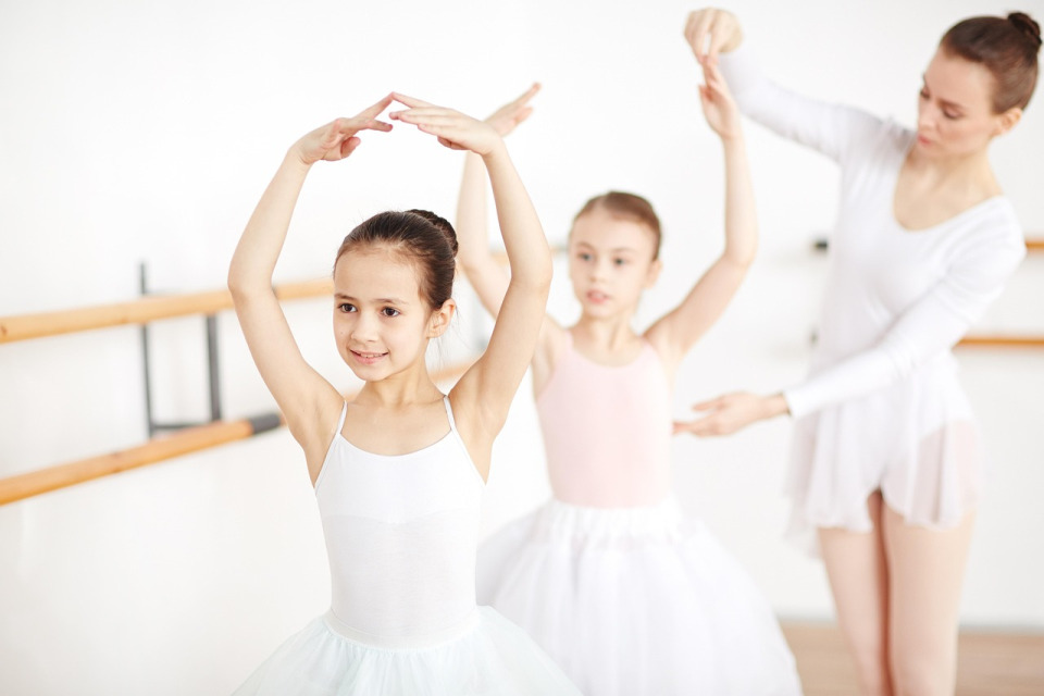 ballet class ages 6 and up